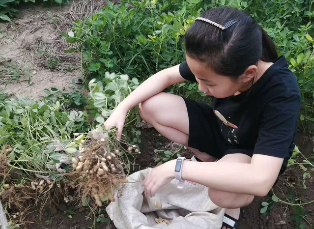 假期教育的特色让每个学生都能在假期中找到适合自己的成长方